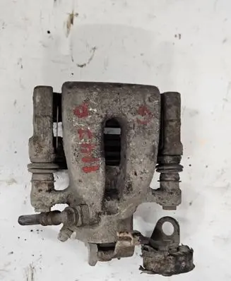 Opel Meriva A Rear brake caliper