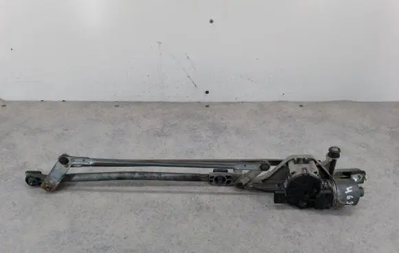 Ford Focus Front wiper linkage 