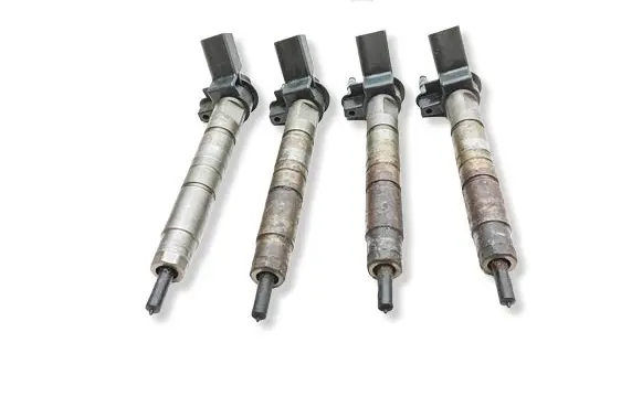 BMW X1 E84 Fuel injectors set 7805428