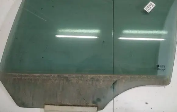 Opel Astra H Rear door window glass AS3
