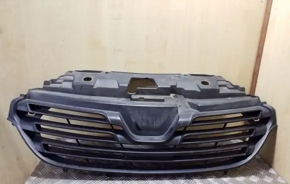 Renault Trafic III (X82) Front bumper upper radiator grill 623108673R 214822647R 214839448R