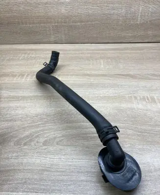 Mercedes-Benz C W204 Engine coolant pipe/hose A2048302296