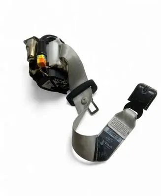 Volvo XC60 Middle seatbelt (rear) 39842317