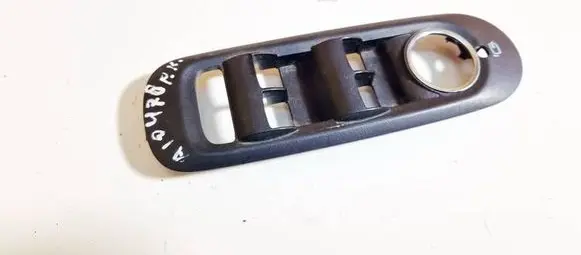 Ford S-MAX Front door window switch trim 7s7114b076cbw vp7s7x-14b076cbw
