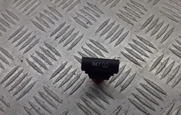 Skoda Octavia Mk2 (1Z) A set of switches 1Z0927127C