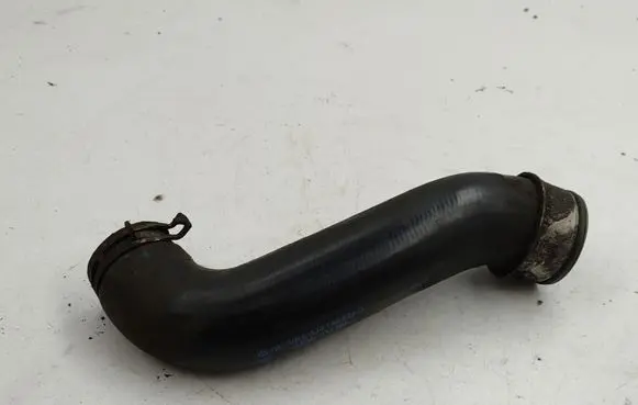 Volkswagen Golf IV Intercooler hose/pipe 1J0145828