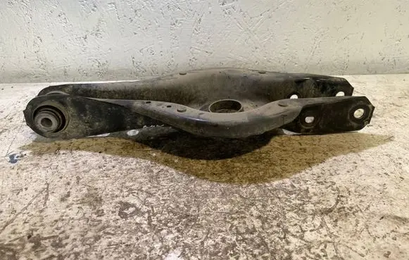 BMW 1 F20 F21 Rear upper control arm/wishbone