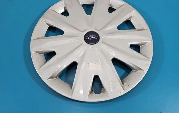 Ford Focus R16 wheel hub/cap/trim JX7C1130BB1A IMPRK1583116