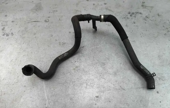 Mercedes-Benz GLC C253 Engine coolant pipe/hose a2538306501