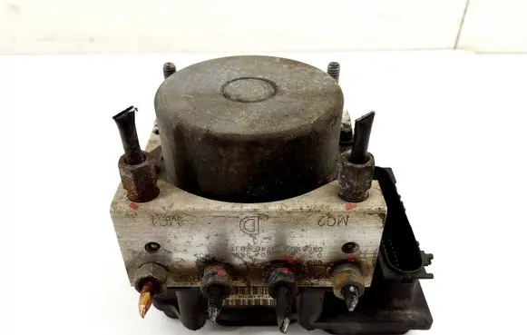 Suzuki SX4 ABS Pump 5611079010 0265231670