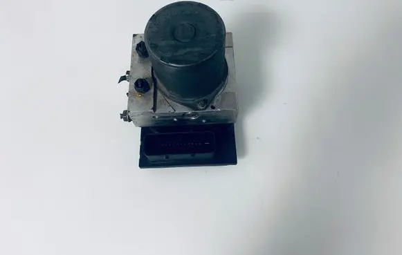BMW 5 E60 E61 ABS Pump 6774848