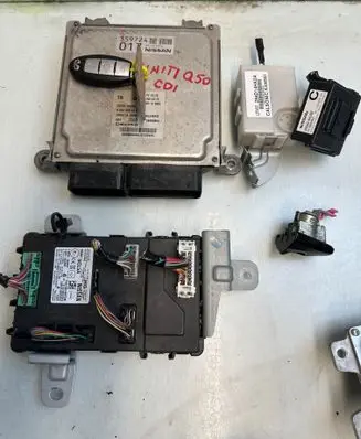Infiniti Q50 Engine control unit/module A6519003303 237034HK0B 28468894AU