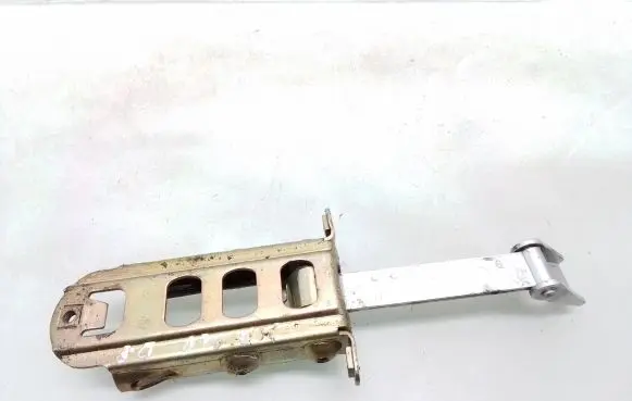 Mercedes-Benz E W210 Front door check strap stopper