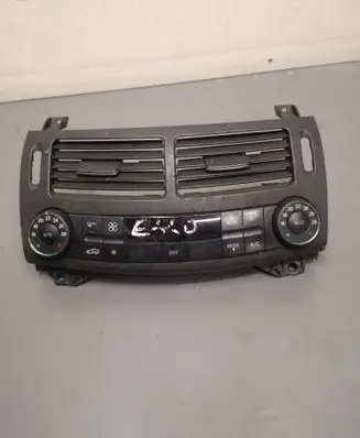 Mercedes-Benz E W211 Climate control unit 2118302390