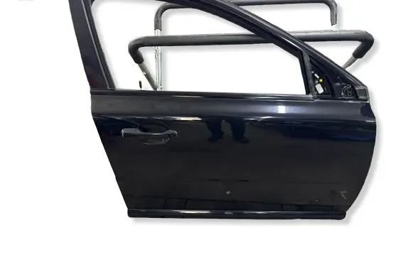 Volvo V70 Front door 