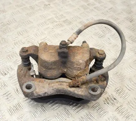 Nissan NP300 Front brake caliper