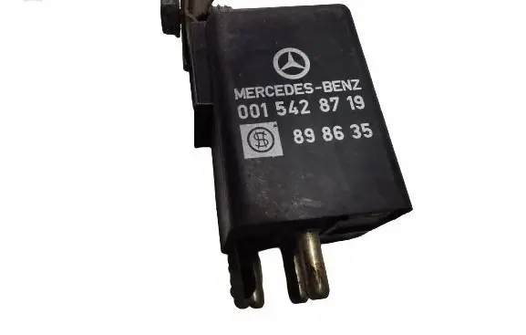 Mercedes-Benz C W202 Other relay A0015428719