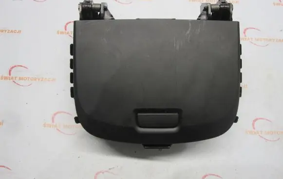 Chevrolet Captiva Glove box AMF16345
