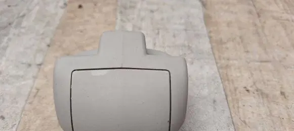 Sun visor clip/hook/bracket