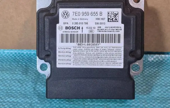Volkswagen Transporter - Caravelle T7 Airbag control unit/module 7E0959655B 0285010798