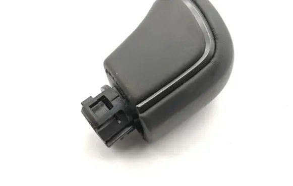 Toyota Yaris Cross Gear lever shifter trim leather/knob