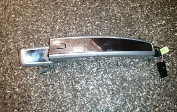 Buick Encore I Rear door exterior handle 630109302 630110101