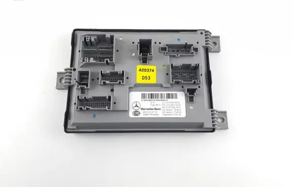 Mercedes-Benz E W213 SAM control unit A2139009922 A2139015306 A1679024501