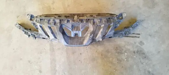 Peugeot 308 Top upper radiator support slam panel 9680389077