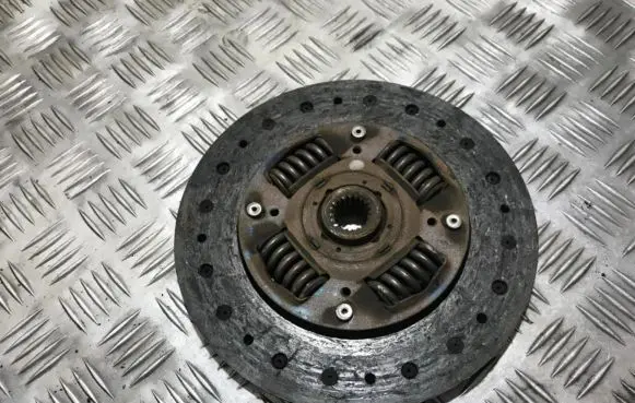 Mitsubishi Carisma Clutch pressure plate 