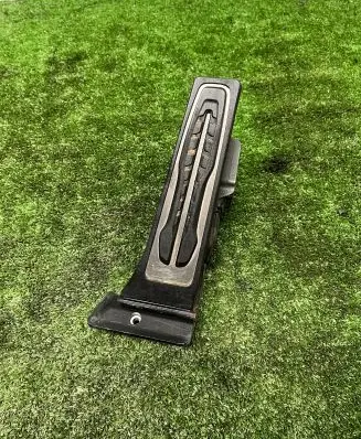 BMW X5 G05 Accelerator throttle pedal 6871053