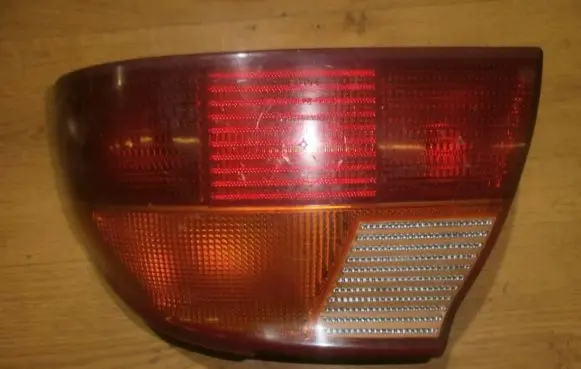 Ford Mondeo MK I Rear/tail lights 93bg13n004aa