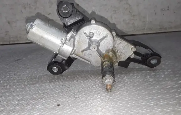 Mitsubishi Colt CZ3 Rear window wiper motor MN105052