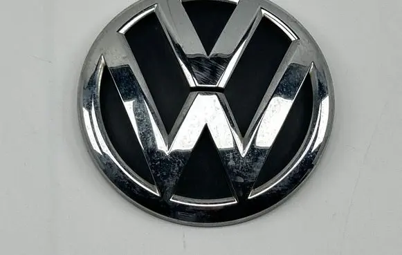 Volkswagen PASSAT B7 Manufacturers badge/model letters 5M0853630D