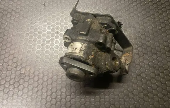 Citroen C5 Power steering pump 9682352380 769195359