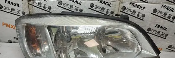 Opel Zafira A Headlight/headlamp 89100055