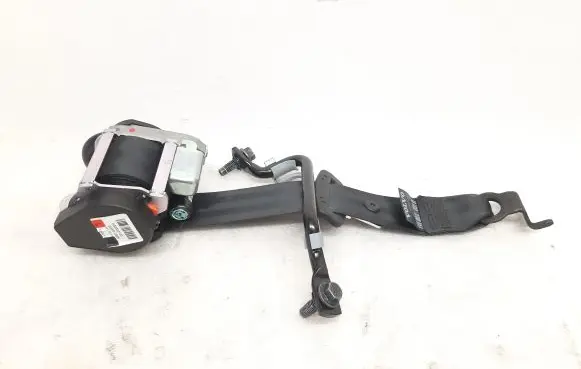 Volvo XC90 Third row seat belt 31484582