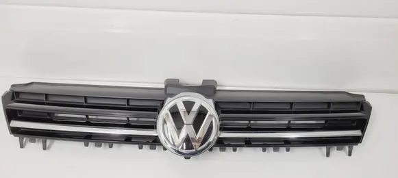 Volkswagen Golf VII Front bumper upper radiator grill 5G0853653 5G0853655C