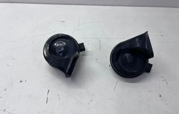BMW X5M E70 Horn signal 703881157