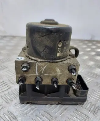 Volkswagen Golf IV ABS Pump 1JO614117D