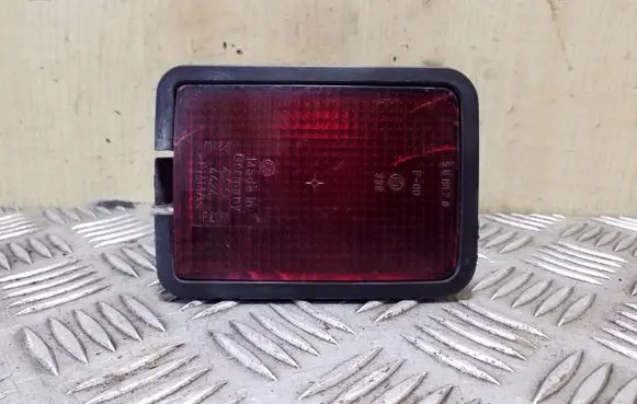 Volkswagen Transporter - Caravelle T4 Rear bumper light 7D0945729
