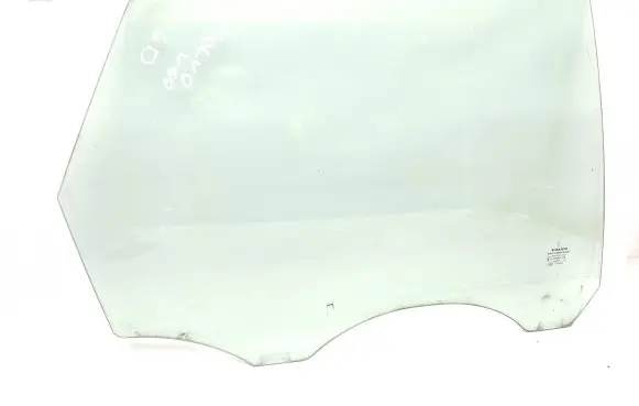 Volvo V50 Rear door window glass 43R001105 E000186 DOT57M20AS2