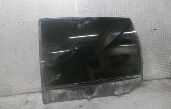 Rear door window glass