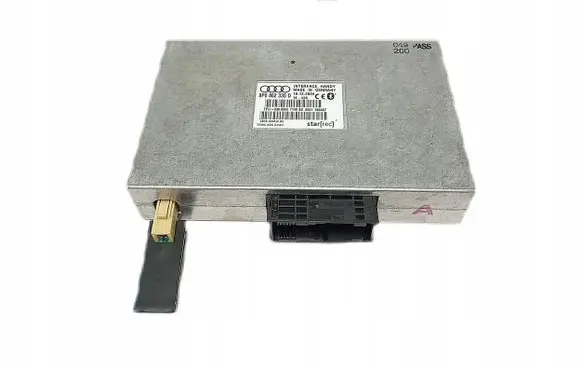 Audi A4 S4 B7 8E 8H Bluetooth control unit module 8P0862335D