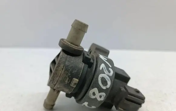 Mercedes-Benz CLK A208 C208 Turbo solenoid valve 0004701693