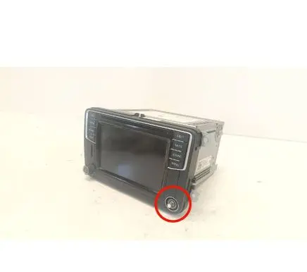 Volkswagen Caddy Radio/CD/DVD/GPS head unit 5K7035200E