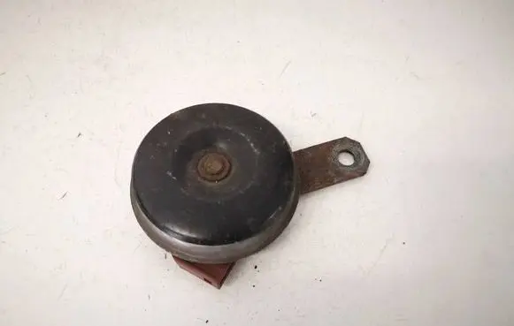 Subaru Legacy Horn signal E13000030
