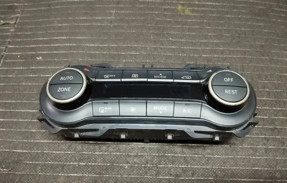 Infiniti QX30 Climate control unit A0919005101 5HB01250301 A0919010700