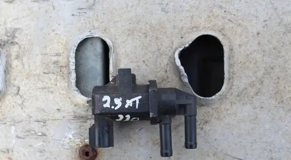 Subaru Impreza I Turbo solenoid valve 16102AA380