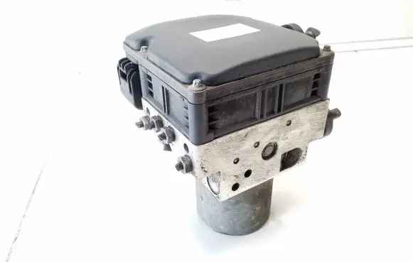 Mercedes-Benz E W212 ABS Pump A2124315712