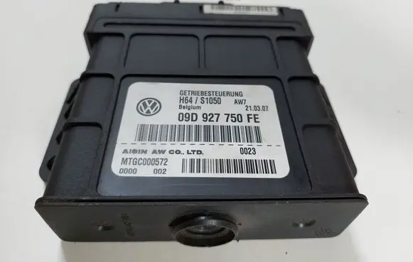 Audi Q7 4L Gearbox control unit/module 09D927750FE